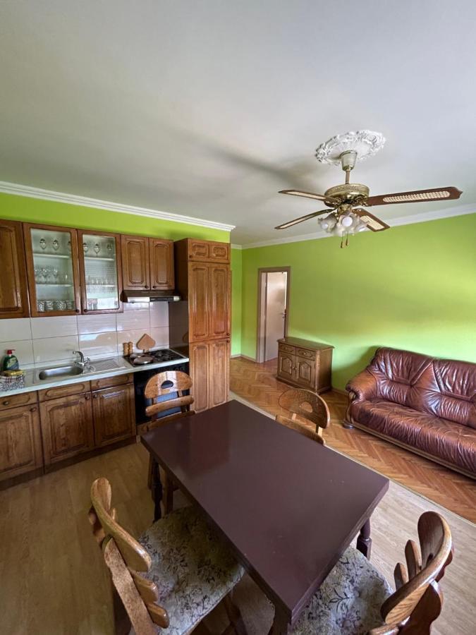 Sobe Zimmer Frei Пожега Екстериор снимка